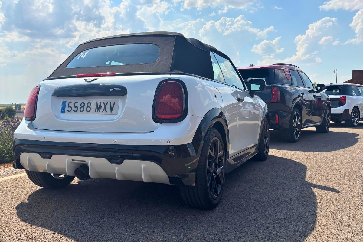 Mini Cabrio JCW