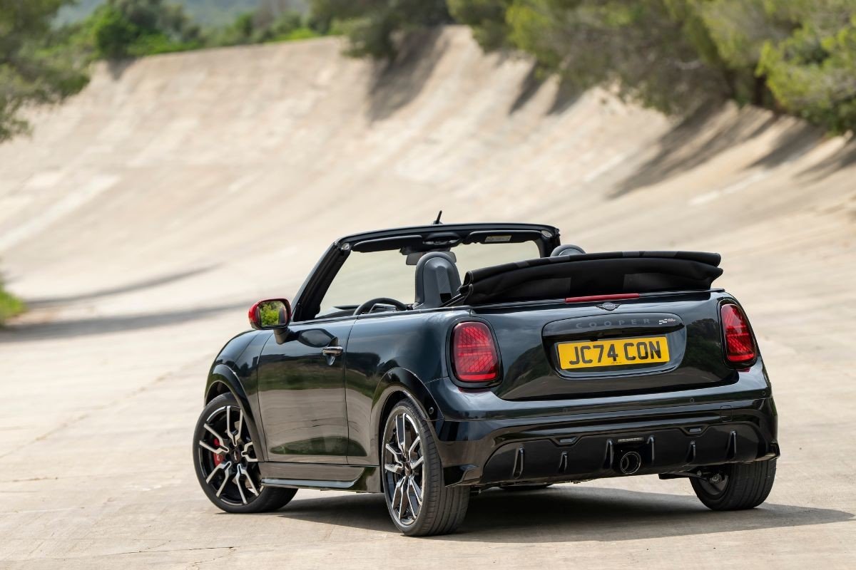 Mini Cabrio JCW