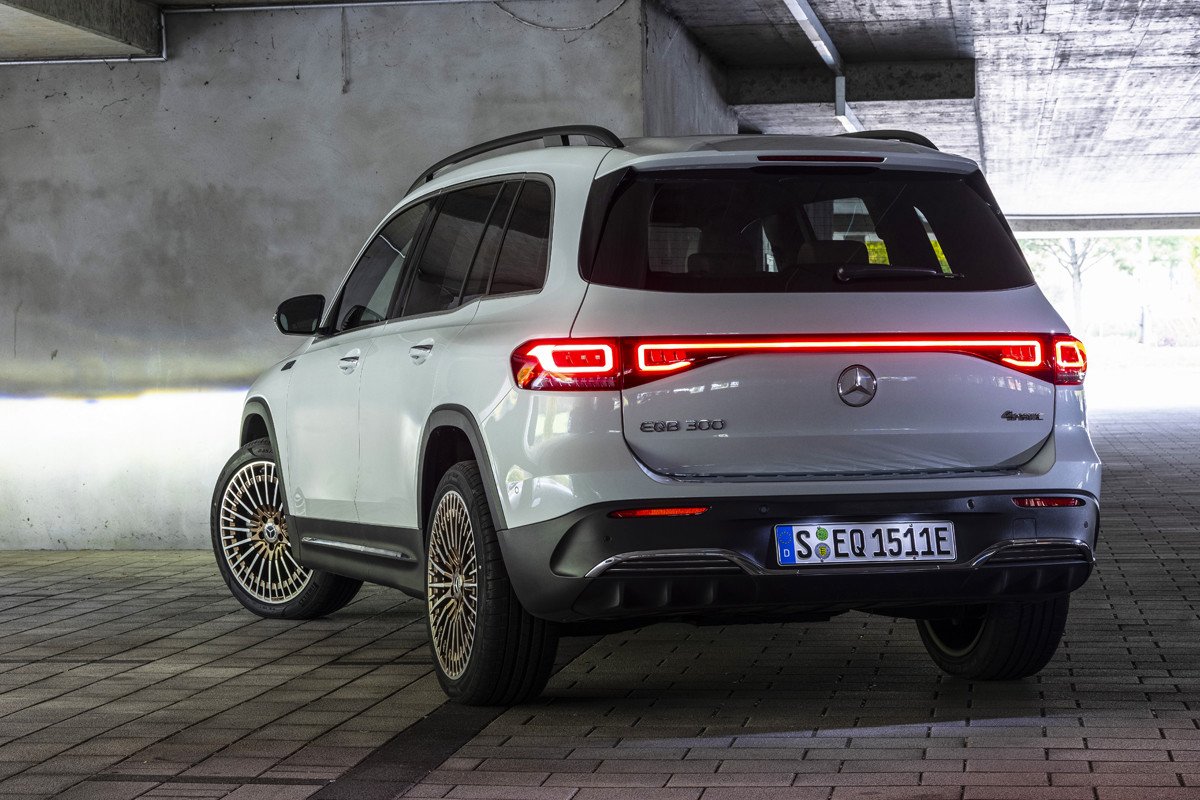 Prueba Mercedes EQB: el SUV eléctrico con 7 asientos y más de 400 km de autonomía