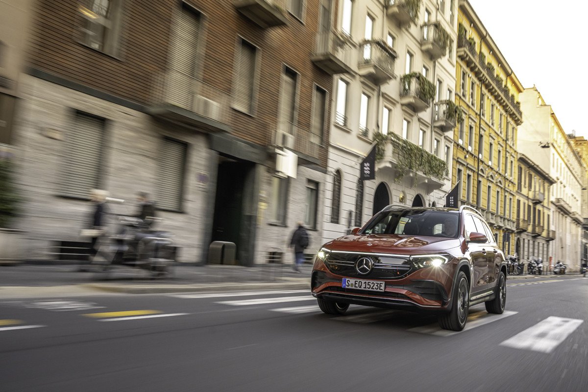 Prueba Mercedes EQB: el SUV eléctrico con 7 asientos y más de 400 km de autonomía