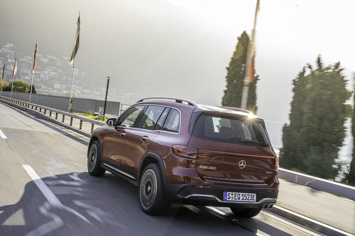 Prueba Mercedes EQB: el SUV eléctrico con 7 asientos y más de 400 km de autonomía