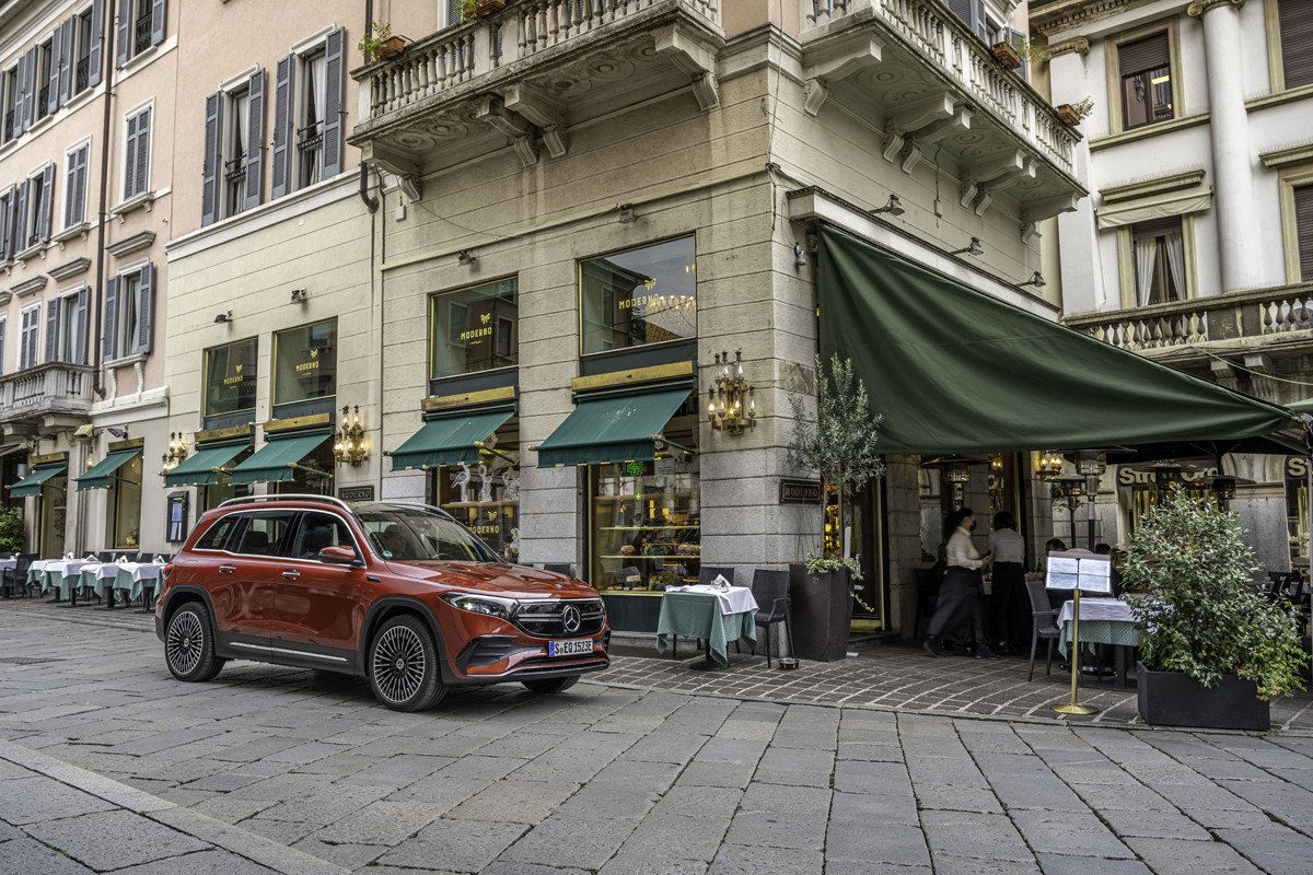 Prueba Mercedes EQB: el SUV eléctrico con 7 asientos y más de 400 km de autonomía