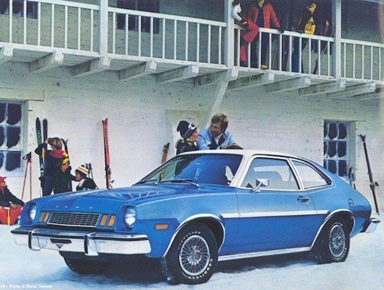 Galería de fotos: Navidad, coches clásicos y deportes de invierno
