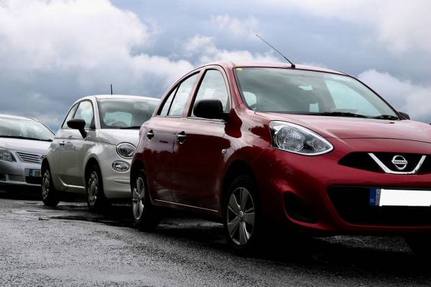 Baja de un coche por traslado a otro país: ahora solo tres meses para salir de España