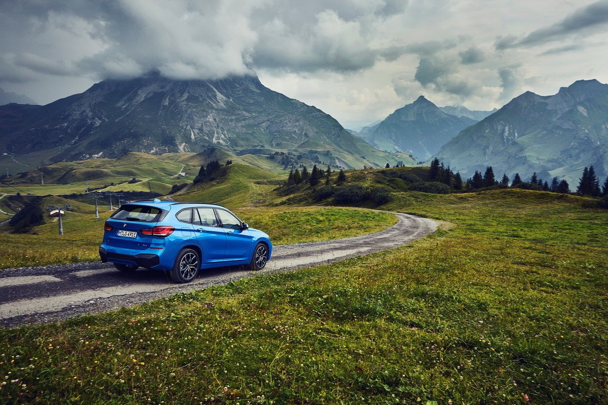 BMW X1 xDrive25e: el pequeño de la familia se electrifica