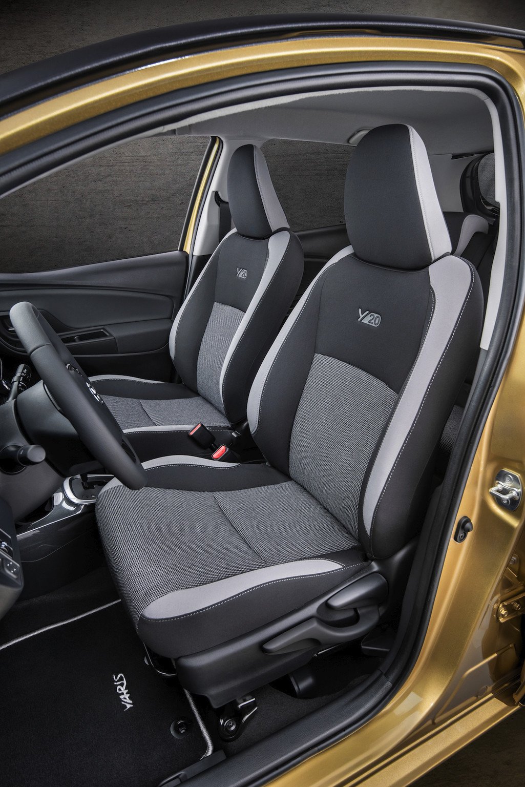 Toyota Yaris GR Sport y Y20, dos nuevos en París