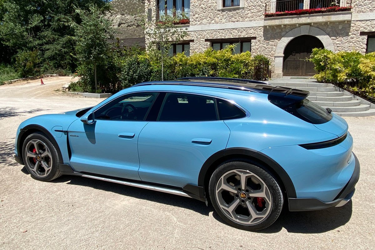Prueba Porsche Taycan Cross Turismo: precios, interior y datos