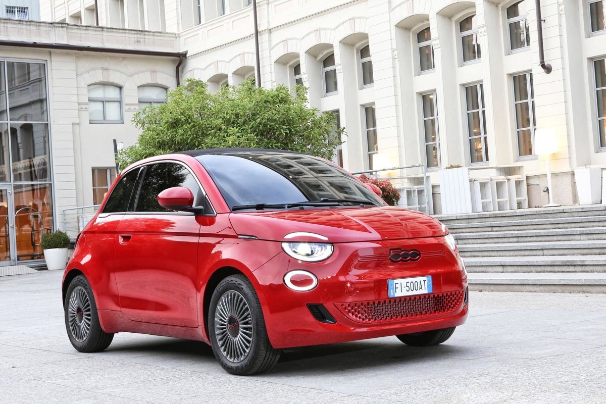 Fiat, Jeep y RAM se asocian con (RED) para luchar contra el covid-19 y el SIDA