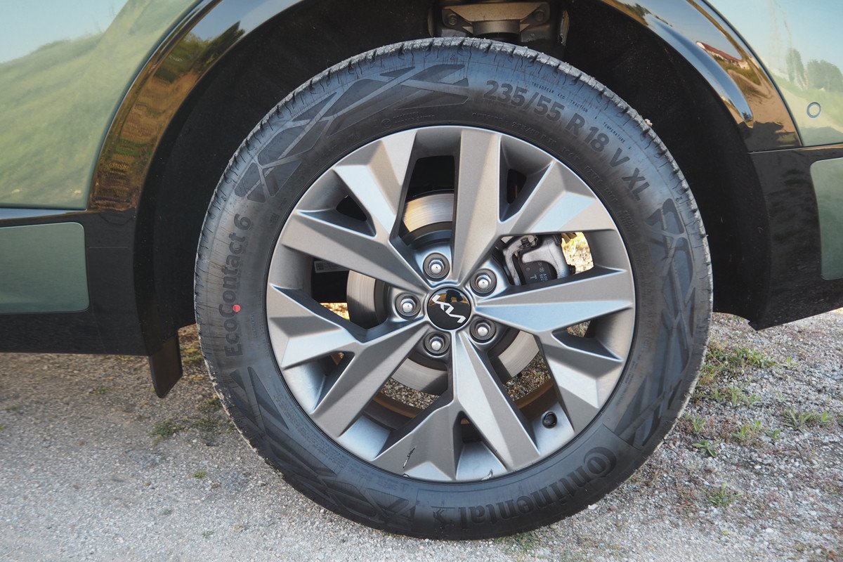 Prueba y opinión del Kia Sportage: híbrido, precio y análisis del interior