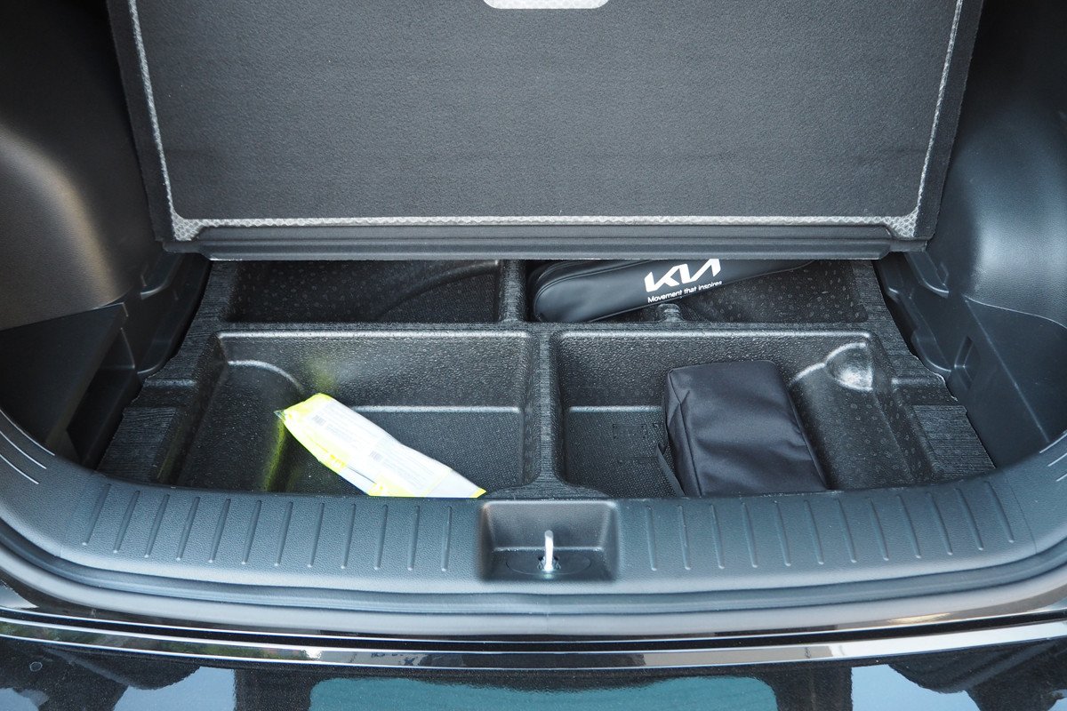 Prueba y opinión del Kia Sportage: híbrido, precio y análisis del interior