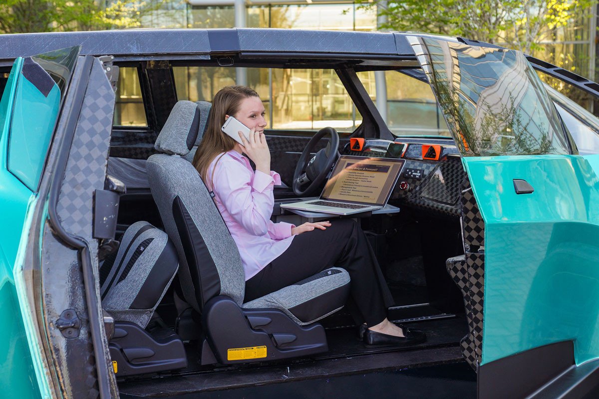 Toyota uBox, el germen de la universidad