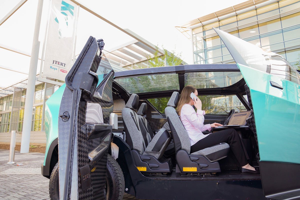 Toyota uBox, el germen de la universidad