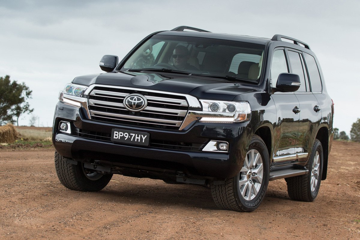 Toyota renueva al Land Cruiser 200