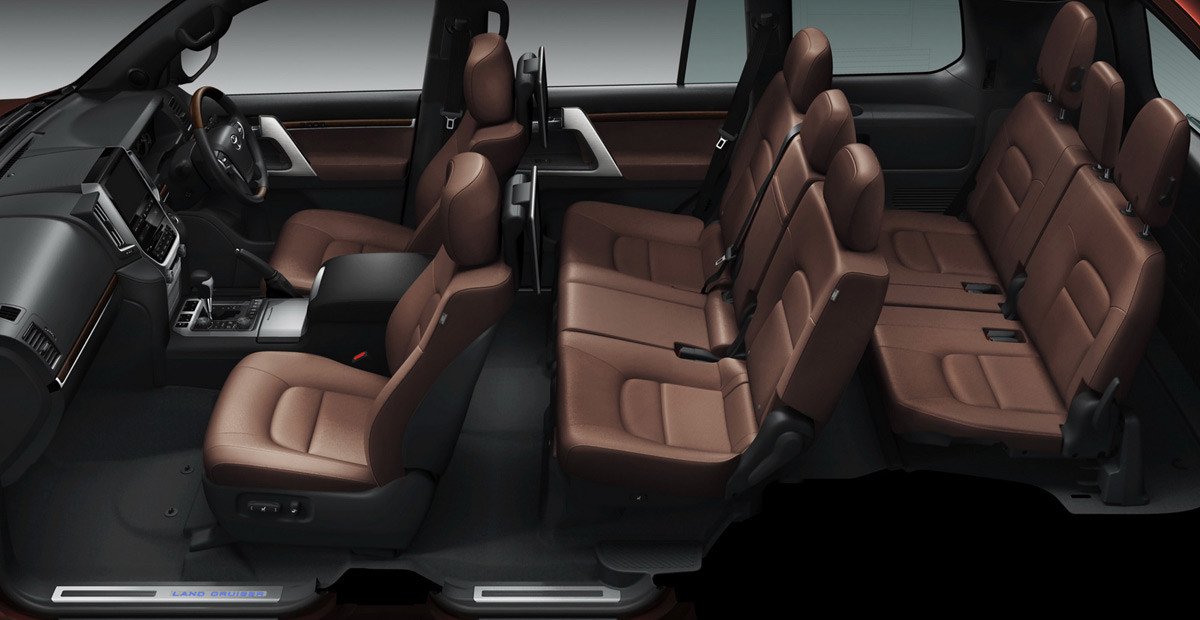 Toyota renueva al Land Cruiser 200