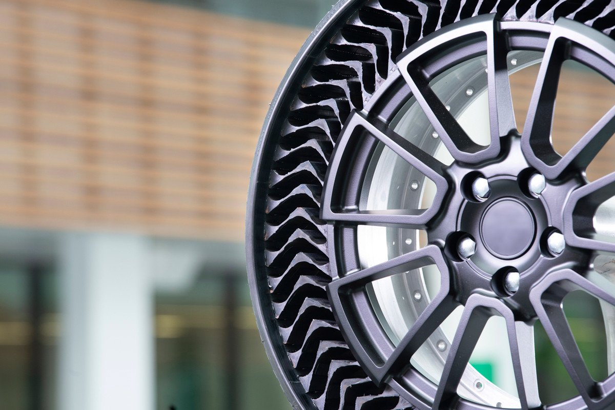 Michelin UPTIS, el neumático que rueda sin aire
