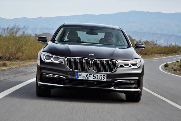BMW 750d: 400 CV para el primer diésel con cuatro turbos