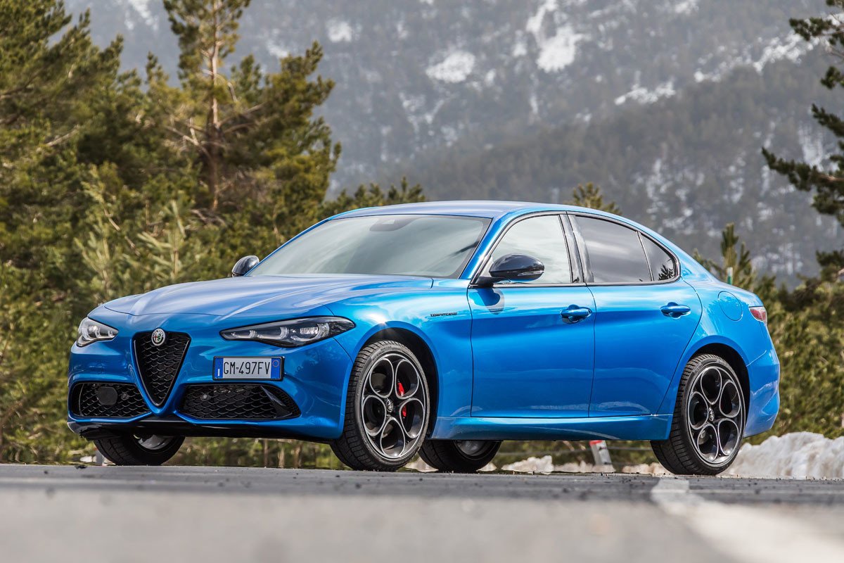 Prueba Alfa Romeo Giulia: pequeños cambios, manteniendo la deportividad y eficacia 