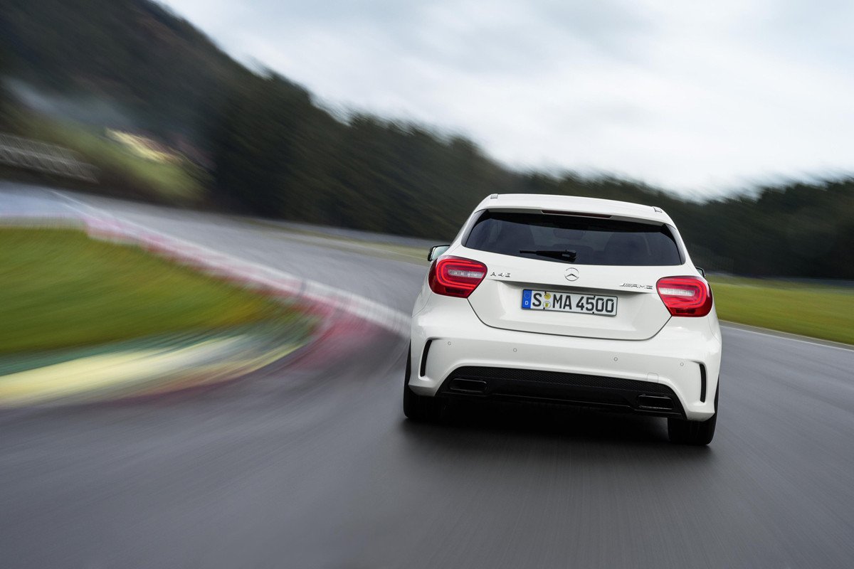 Mercedes A 45 AMG, 360 CV para el Clase A más deportivo
