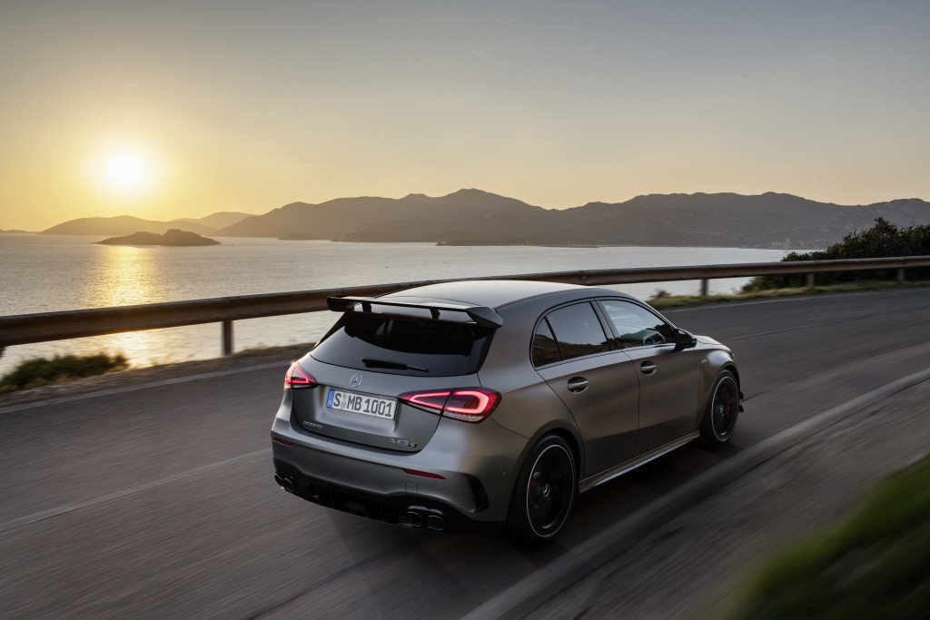 Nuevo Mercedes-AMG A 45 4Matic+ y CLA 45 4Matic+, con 421 CV