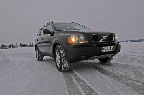 Conducción en nieve: ¿Cadenas o neumáticos de invierno?