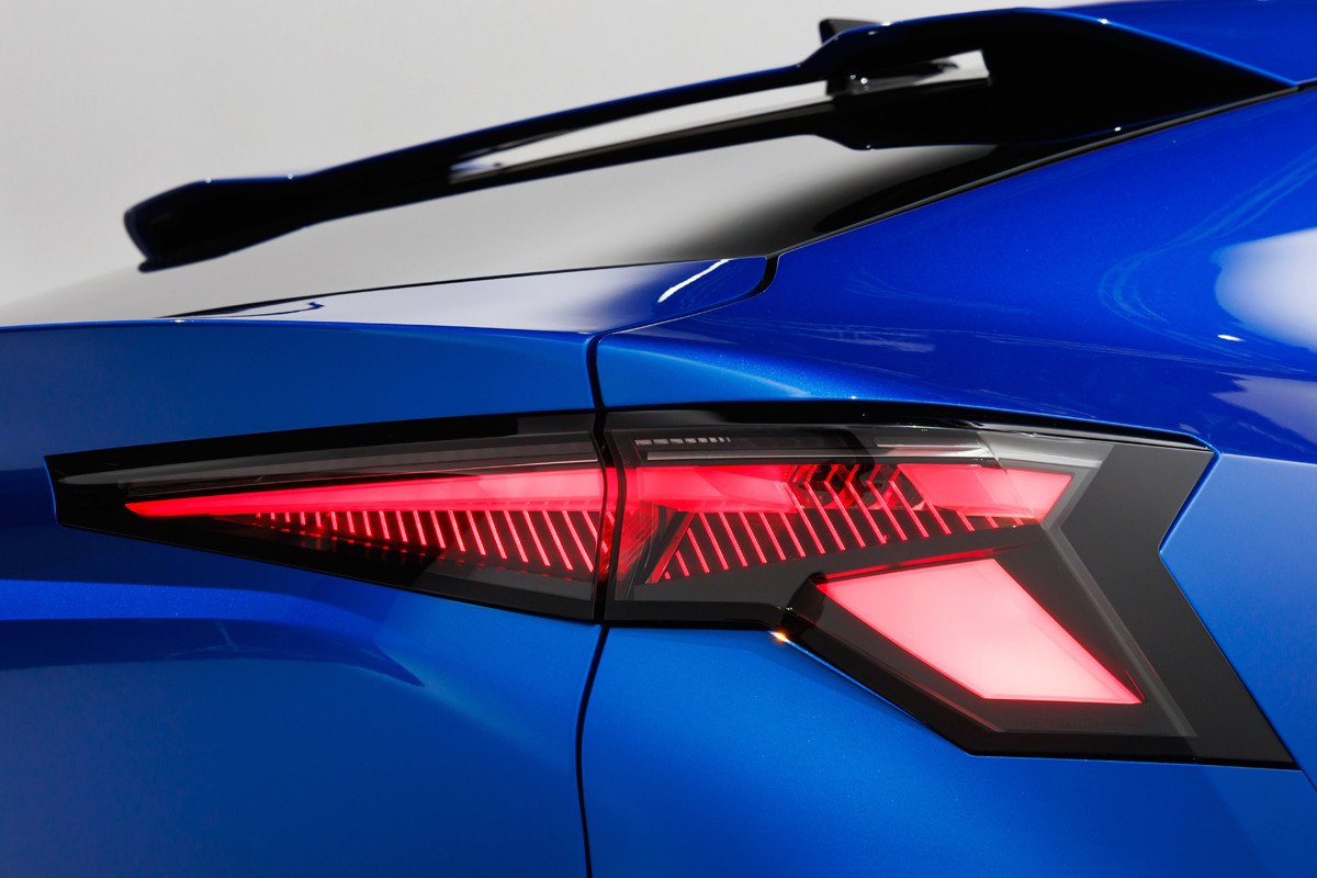 Renault aumenta su gama de SUV coupé con el Rafale, que también se fabrica en España