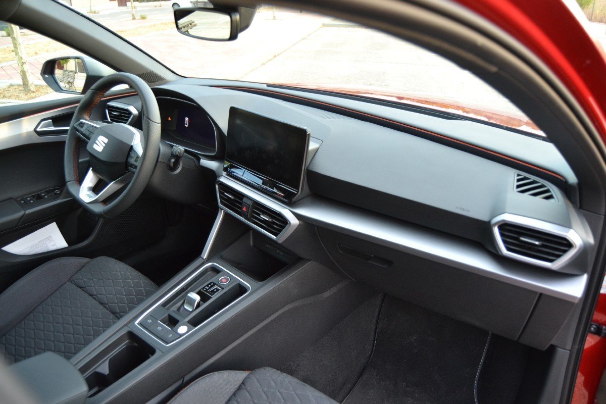 Prueba del nuevo Seat León Sportstourer 2020 FR 1.5 eTSI de 150 CV Prueba del nuevo Seat León Sportstourer 2020 FR 1.5 eTSI de 150 CV