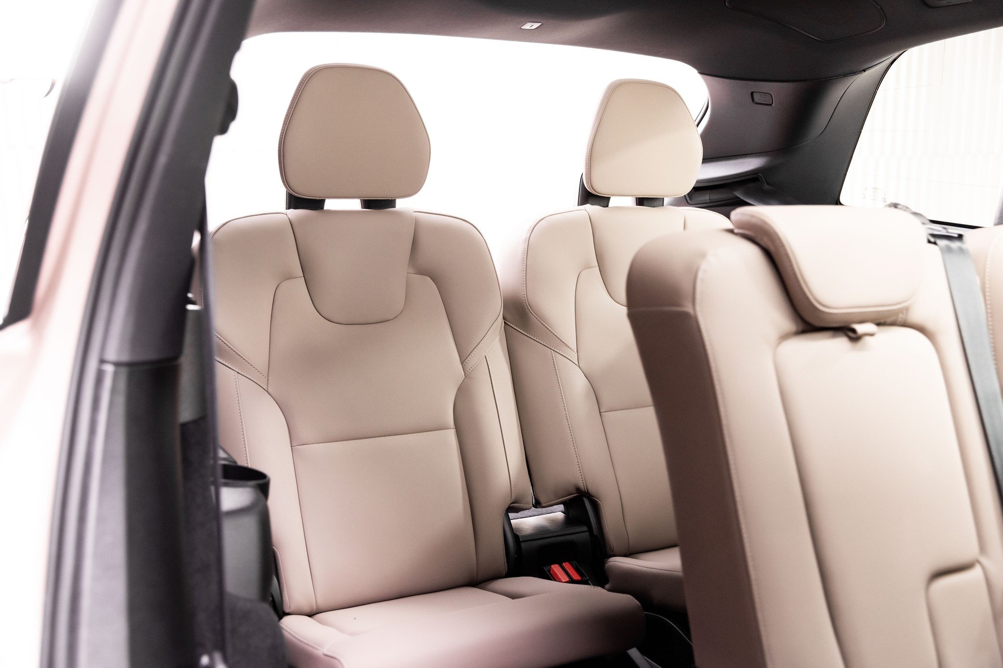 Nuevo Volvo XC90: precios, motores, equipamiento, maletero y autonomía del SUV sueco