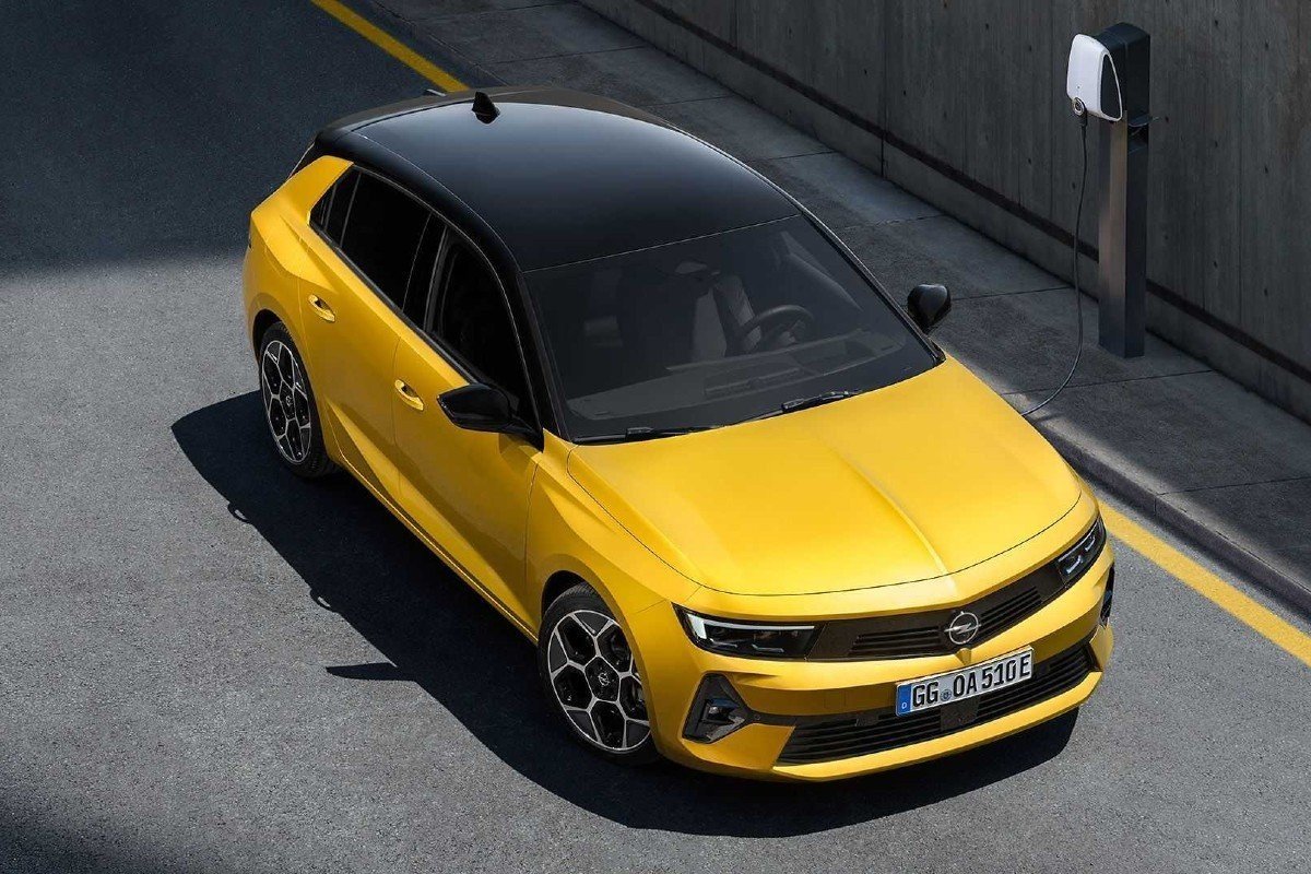Opel Astra 2022