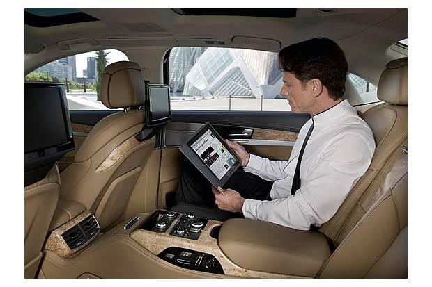 El Audi A8, primer coche del mundo con Internet