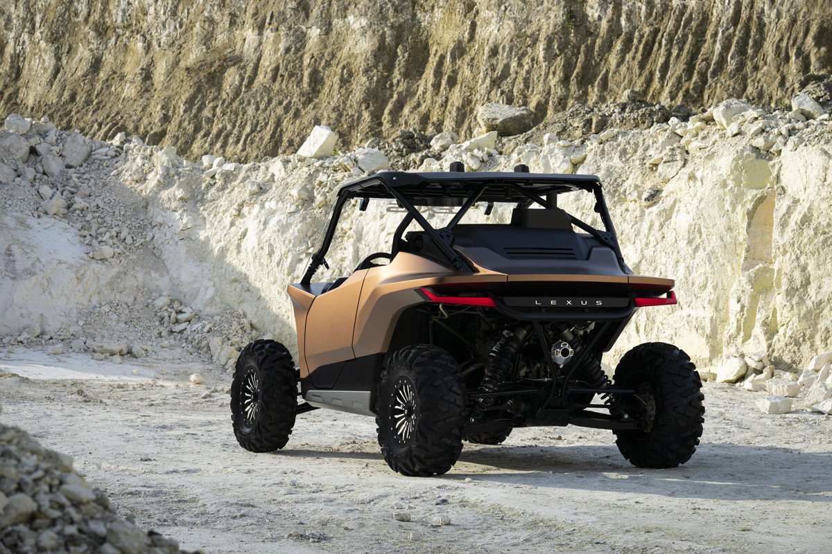 Lexus presenta un coche de hidrógeno con carrocería de buggy