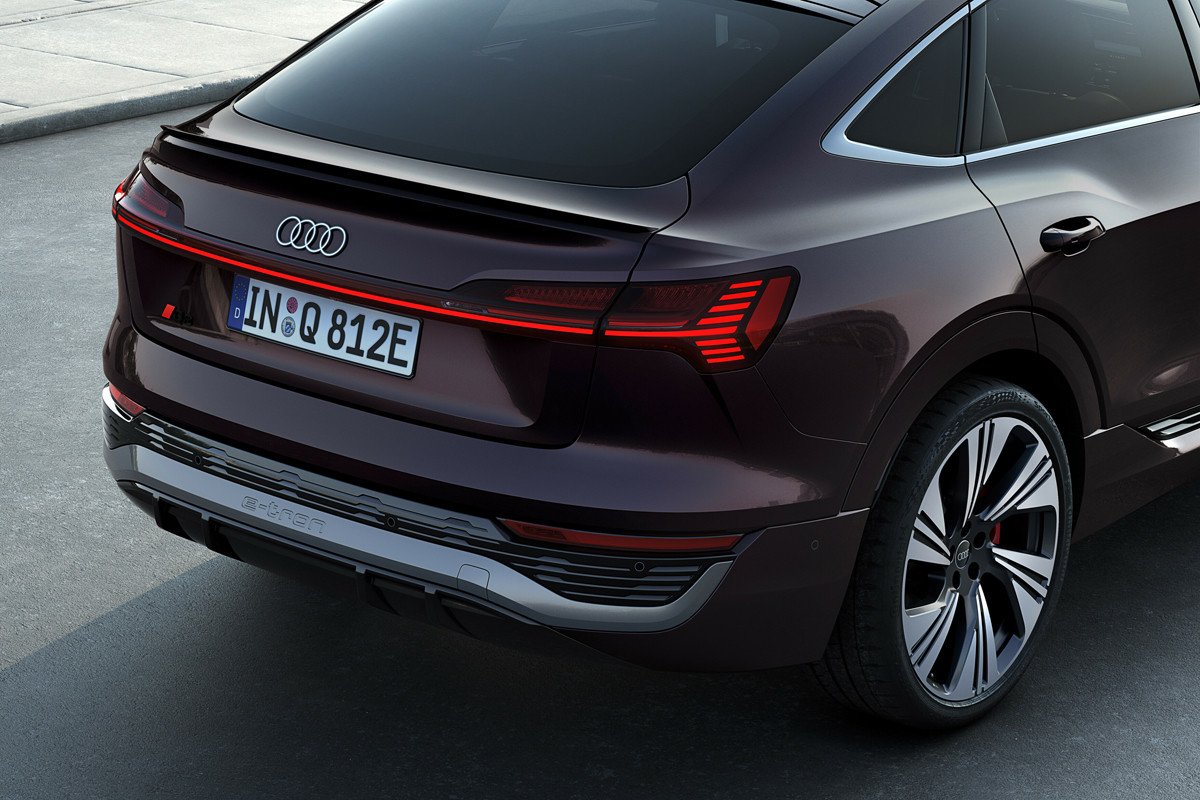 El Audi e-tron se convierte en el Q8 e-tron: así será el nuevo SUV eléctrico
