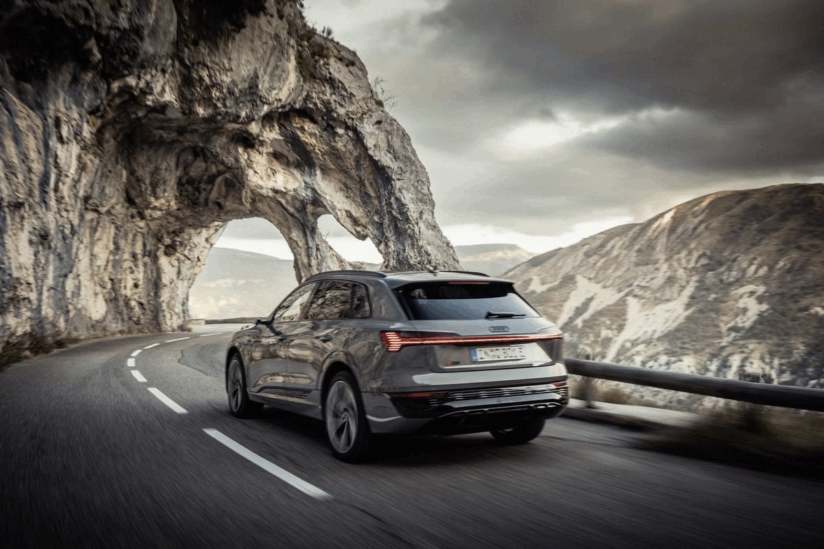 Audi Q8 e-tron