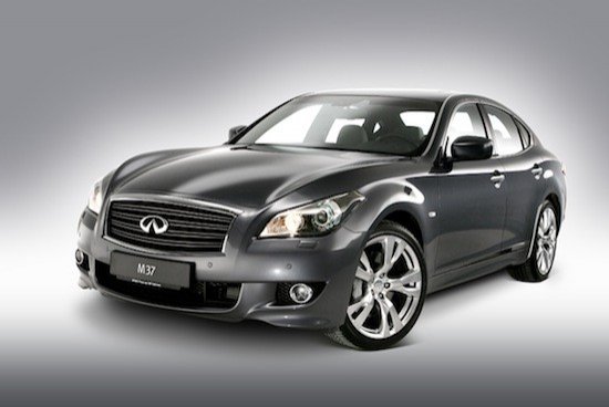 Precios del Infiniti M37, hay mundo más allá de BMW, Audi o Mercedes