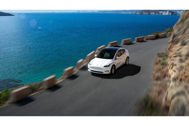 Nueva versión del Model Y: tracción trasera y más autonomía por debajo de 50.000 euros