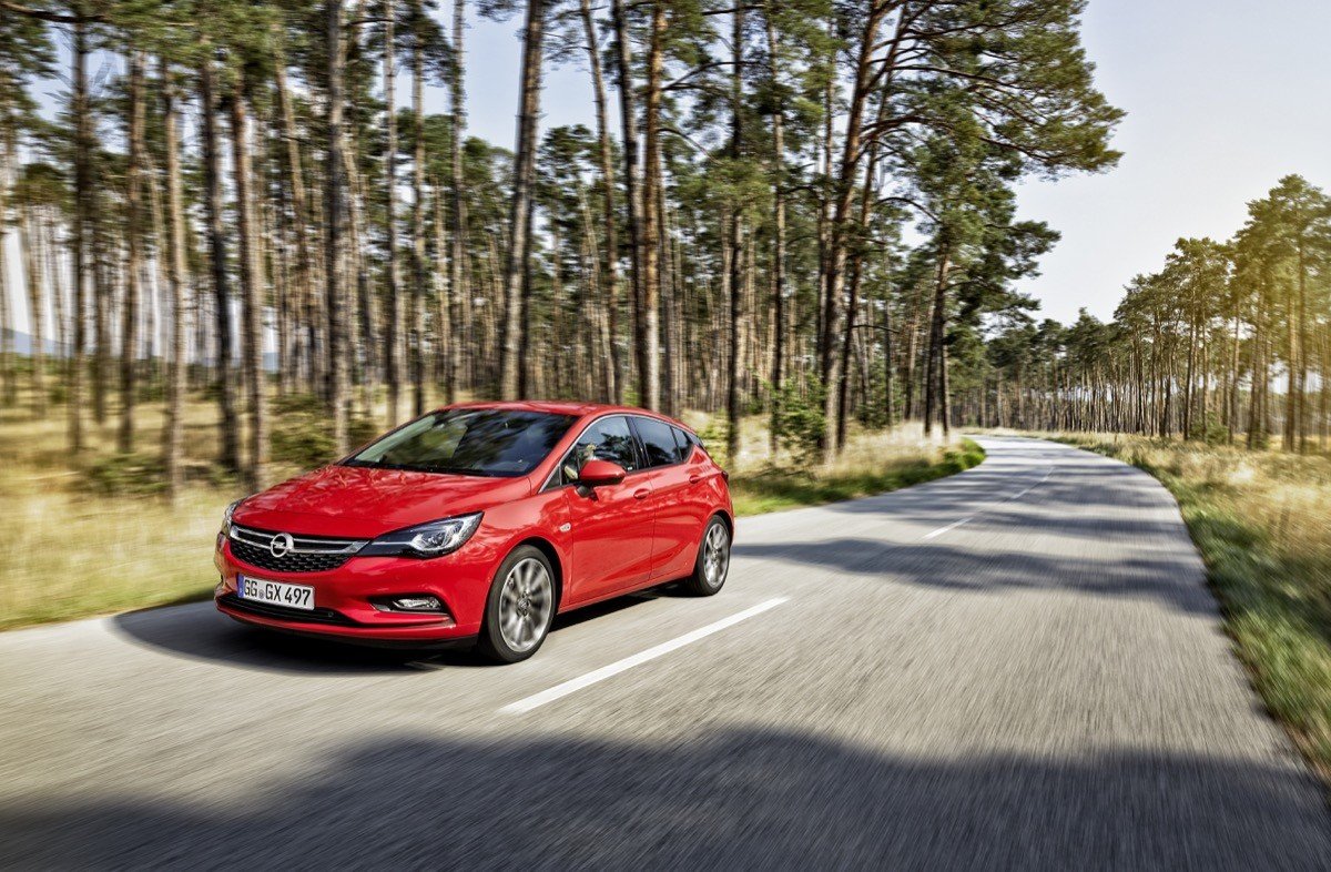 Prueba del nuevo Opel Astra 2016: más ligero y eficiente 