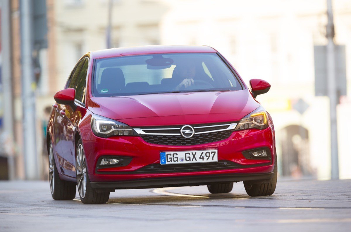 Prueba del nuevo Opel Astra 2016: más ligero y eficiente 