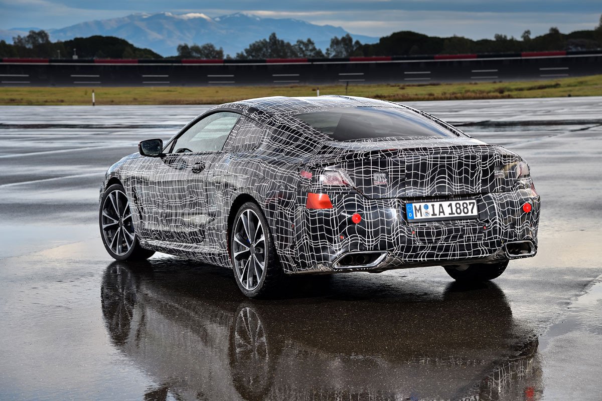 El nuevo BMW Serie 8 sigue su desarrollo en circuito