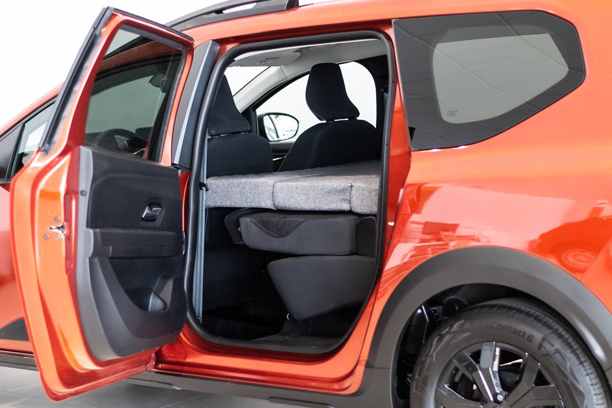 El Dacia Jogger Hybrid será el primer híbrido de la marca: cómo es y fecha de llegada