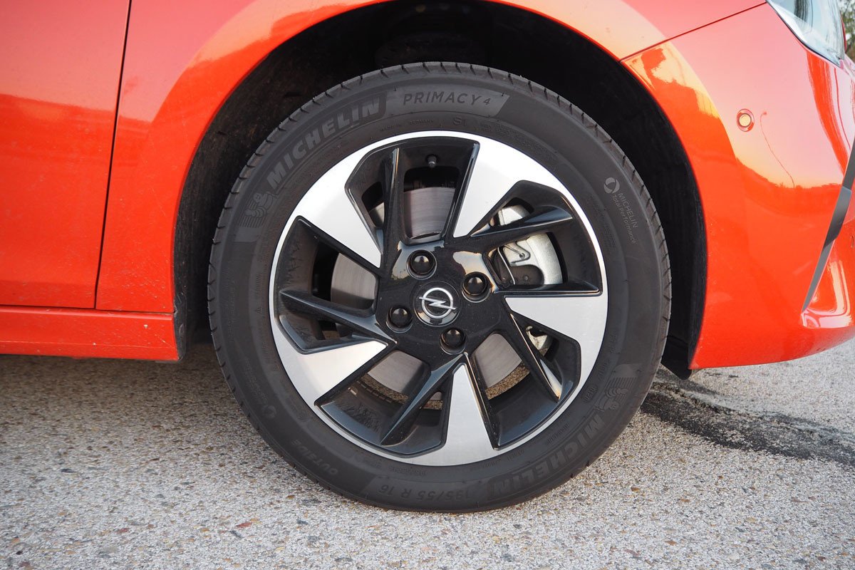 Prueba y opinión del Opel Corsa-e: autonomía, precio y qué acabado escoger