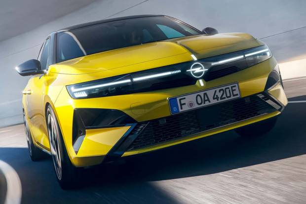 Opel desvela el Astra 2026: actualizado, de diseño renovado y motores más eficientes