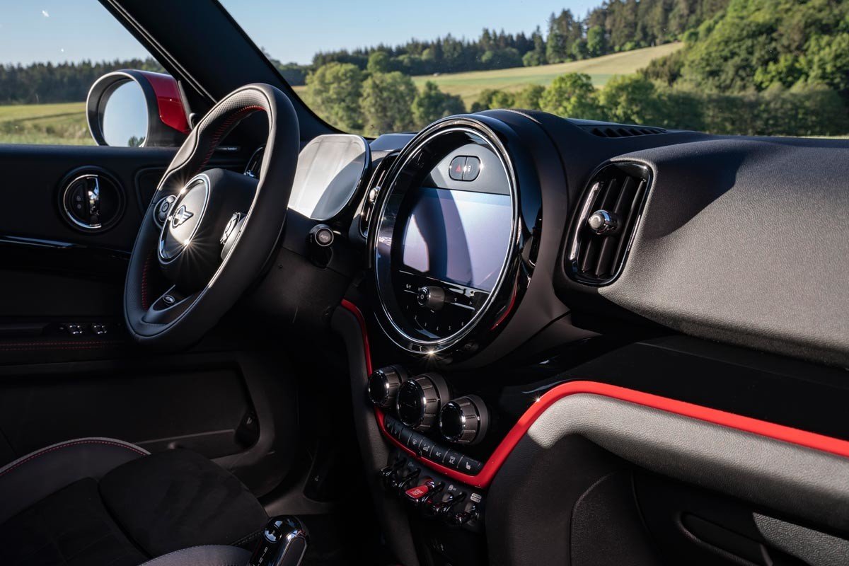 Nuevo Mini Countryman John Cooper Works: estrenando el cambio de imagen