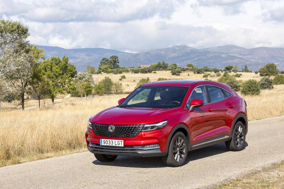Prueba del DFSK F5: opinión y precio del nuevo SUV coupé generalista