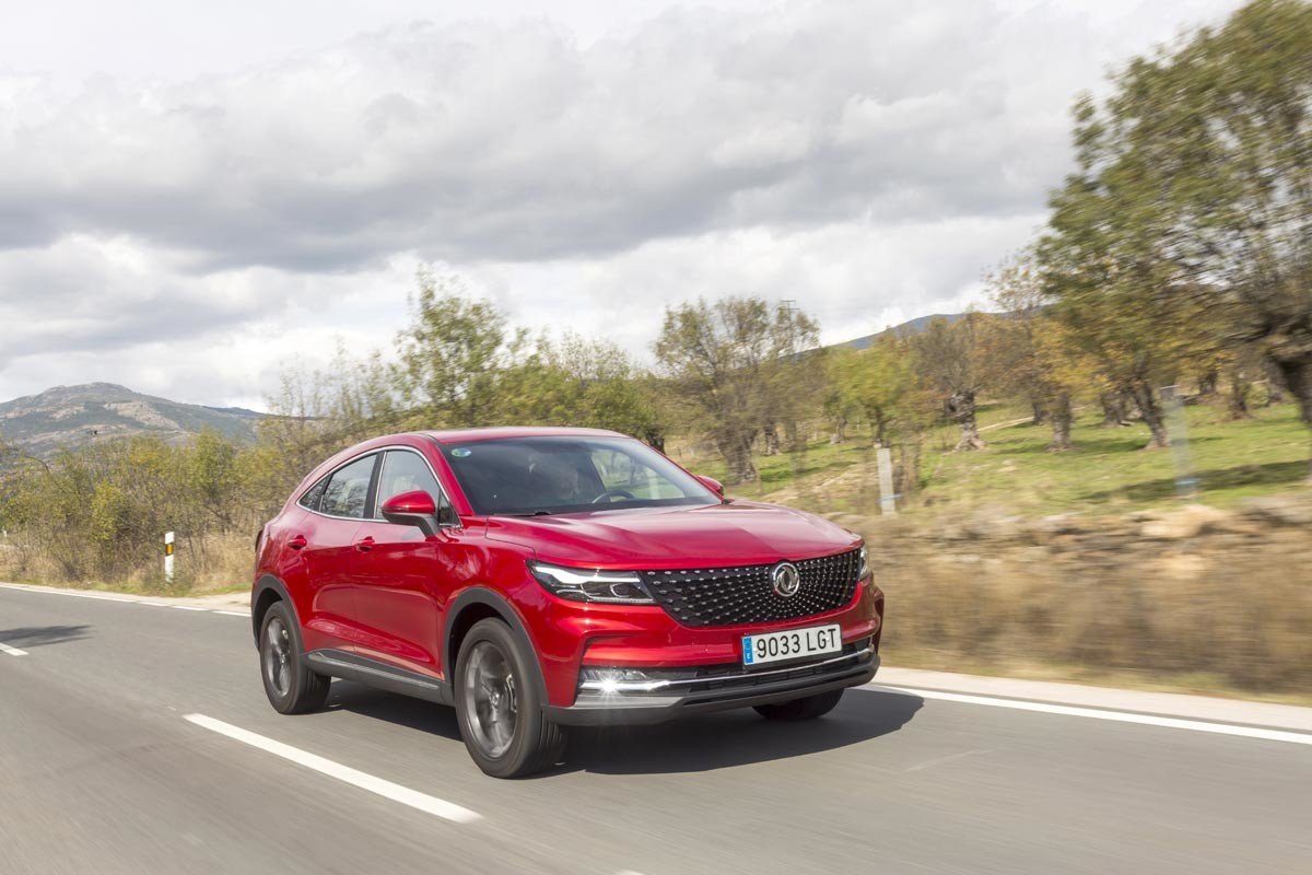 Prueba del DFSK F5: opinión y precio del nuevo SUV coupé generalista