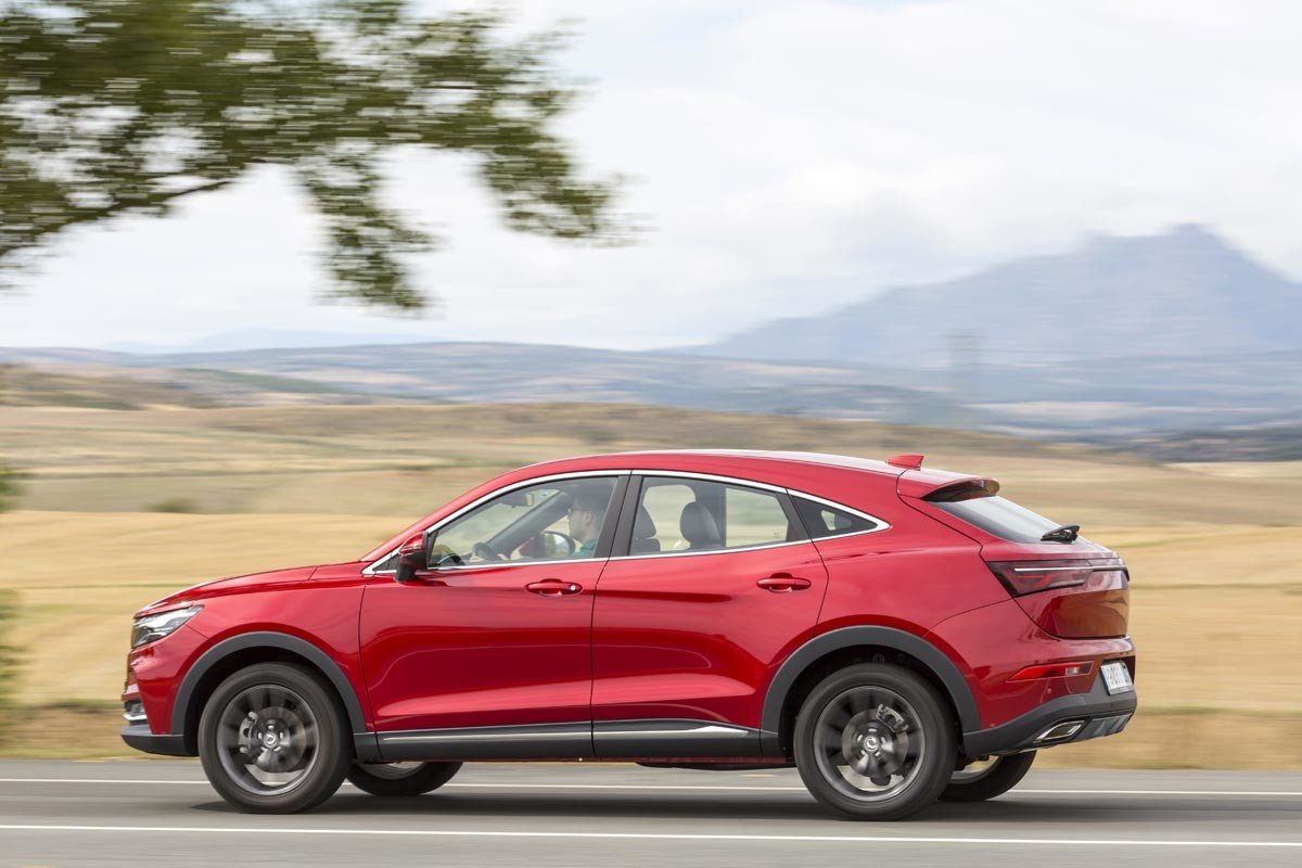 Prueba del DFSK F5: opinión y precio del nuevo SUV coupé generalista