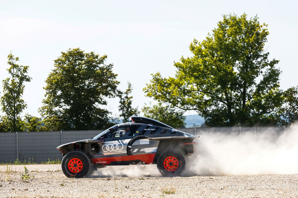 Audi presenta el RS Q e-tron E2: el coche para luchar por la victoria en el Dakar