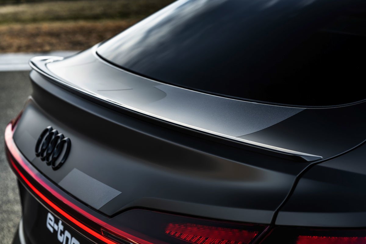 Audi ya prepara las versiones S del e-tron