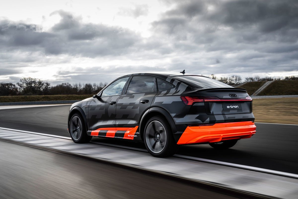 Audi ya prepara las versiones S del e-tron