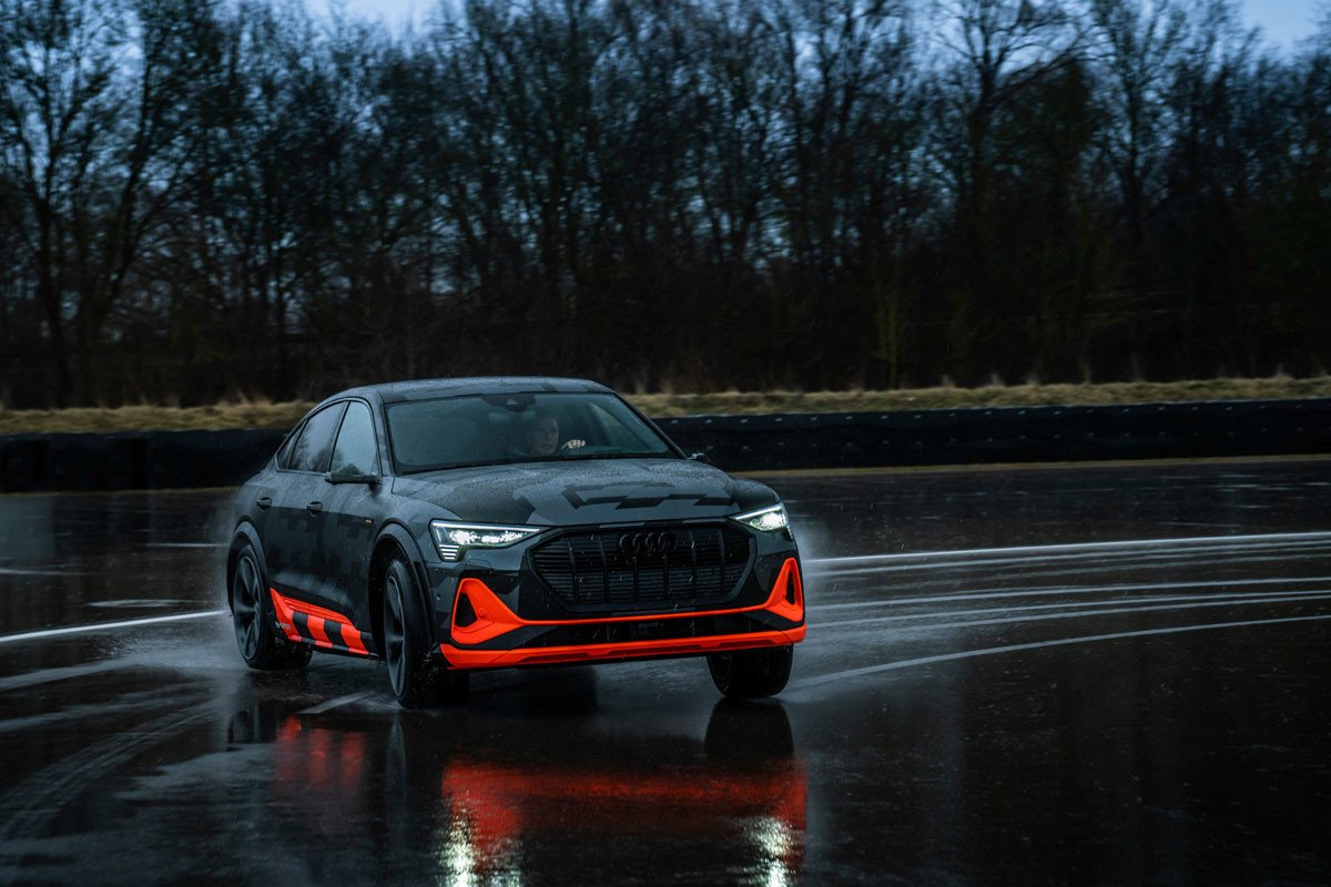 Audi ya prepara las versiones S del e-tron