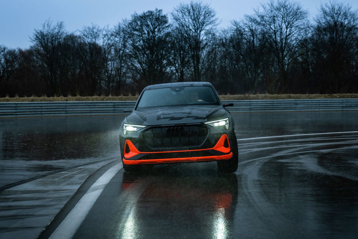 Audi ya prepara las versiones S del e-tron