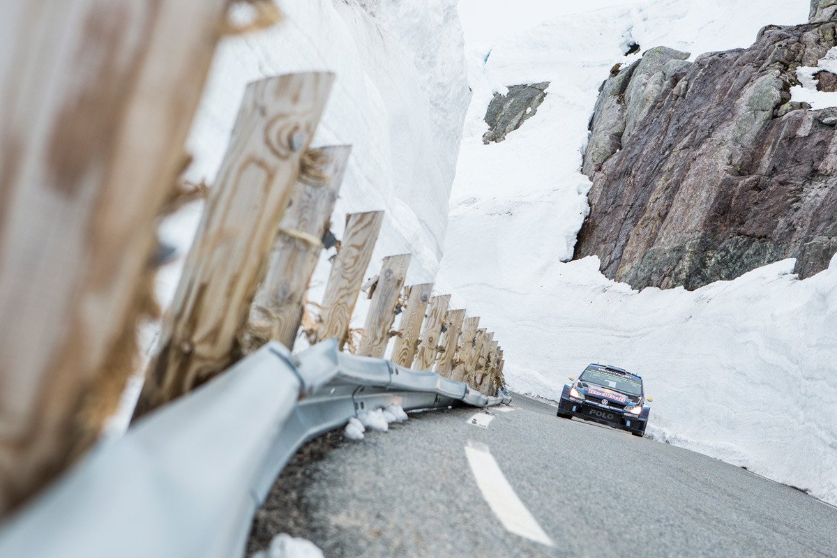 Video: Mikkelsen reta a Svindal bajando un fiordo
